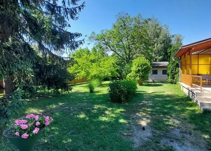 Dom wakacyjny Schieszl 3